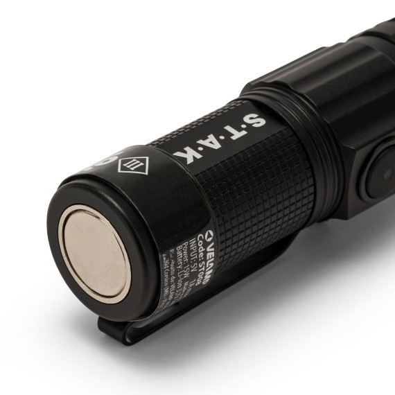 MIGHTY MIKE : Lampe torche LED rechargeable de...