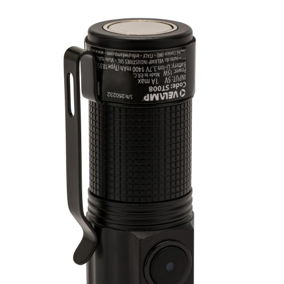 MIGHTY MIKE : Lampe torche LED rechargeable de...