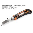 Professional self-locking cutter with 2 spare blades.
