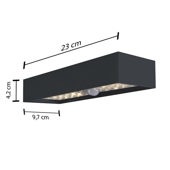 TEGEL: 800-lumen solar LED wall light with IR...