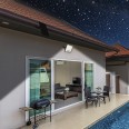 CUBE XL: Proiettore LED a carica solare 9600 lumen. Con PIR e panello deportato