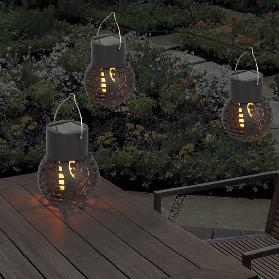Solar-powered LED flame-effect lamp, hanging....
