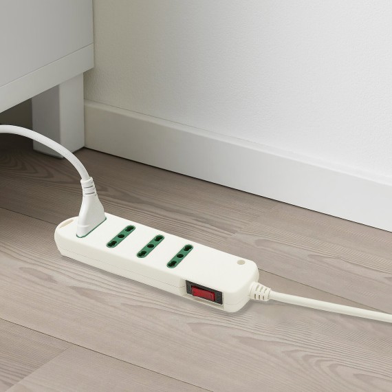 Power strip with 10A angled plug to 4 10/16A...