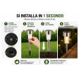BLOSSOM: LED solar garden stake. Plastic with aluminum finish.